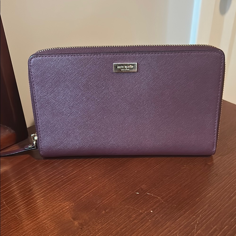 Kate Spade Travel Wallet